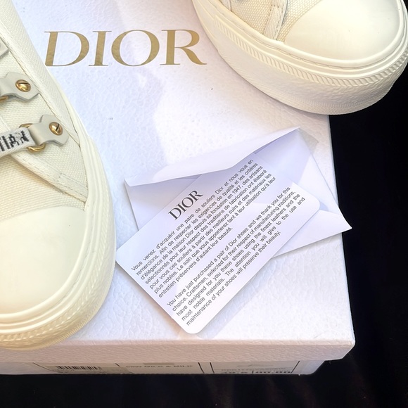 WOMENS CHRISTIAN DIOR DESIGNER CANVAS SNEAKERS - 9.5 - BRAND NEW IN BOX ! - Picture 3 of 10